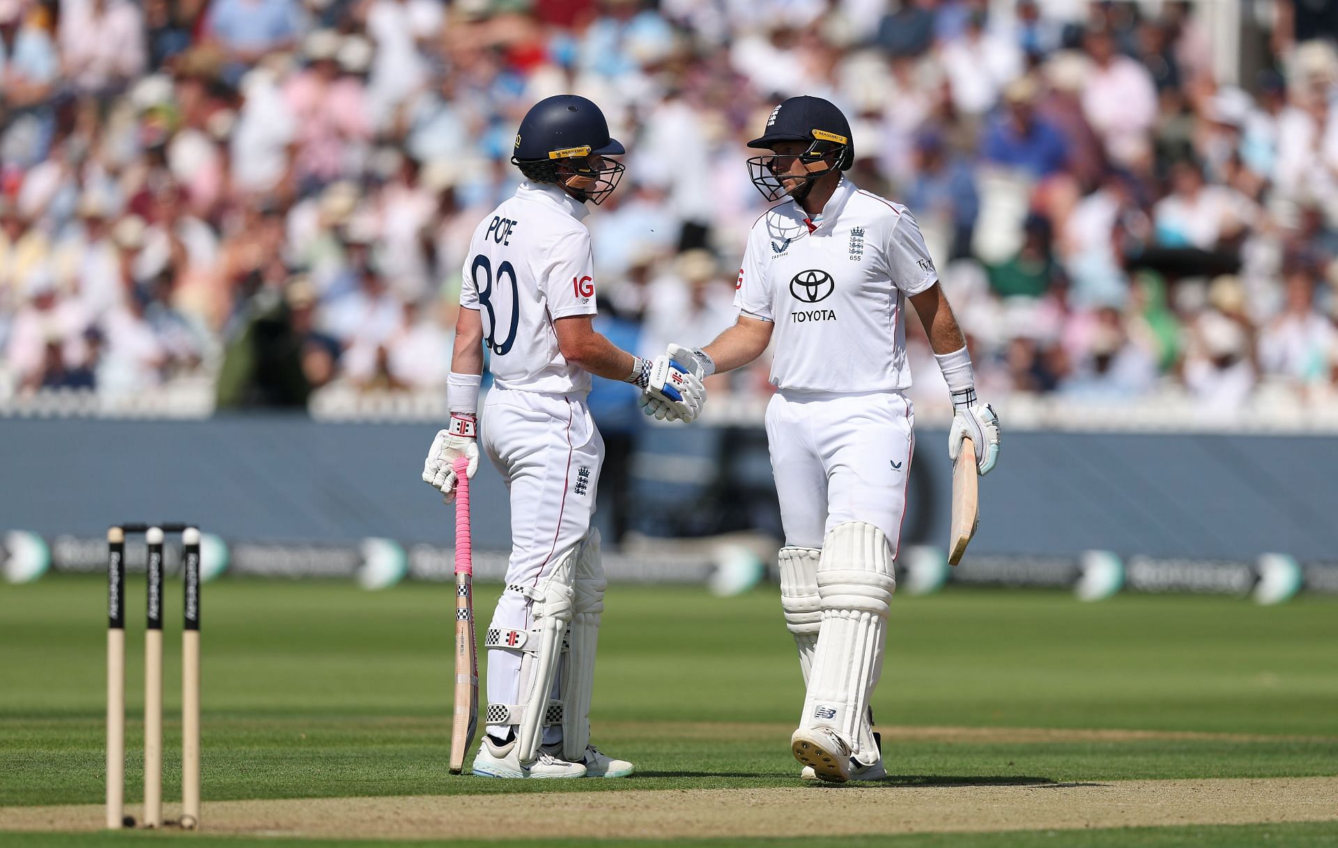 Joe Root and Ollie Pope (Image Credits: Getty)